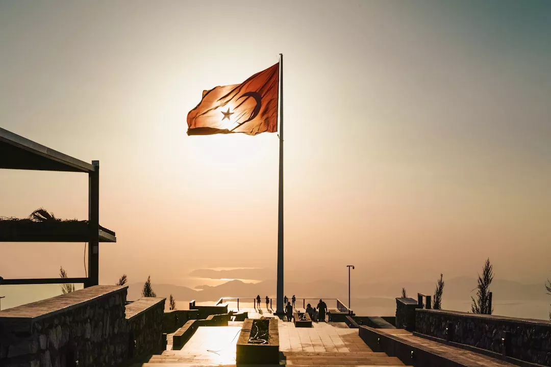 US Embraces Cost-Efficient Balcony Solar Amid Renewable Focus