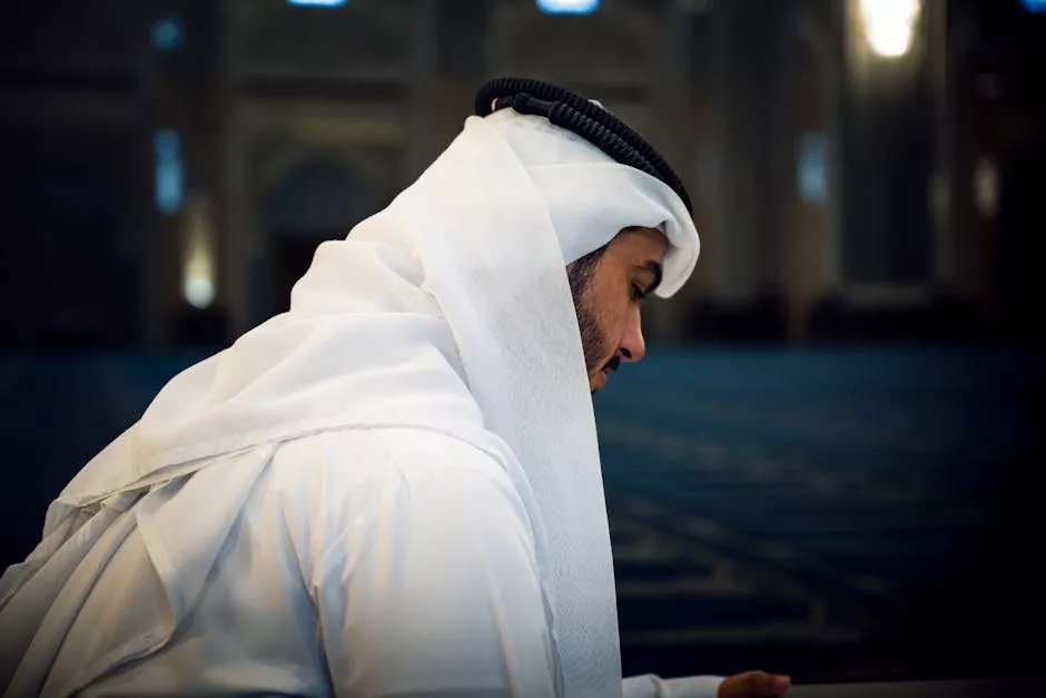 Tensions Escalate: Iran Threatens Hormuz Closure Amid US-Iran Standoff