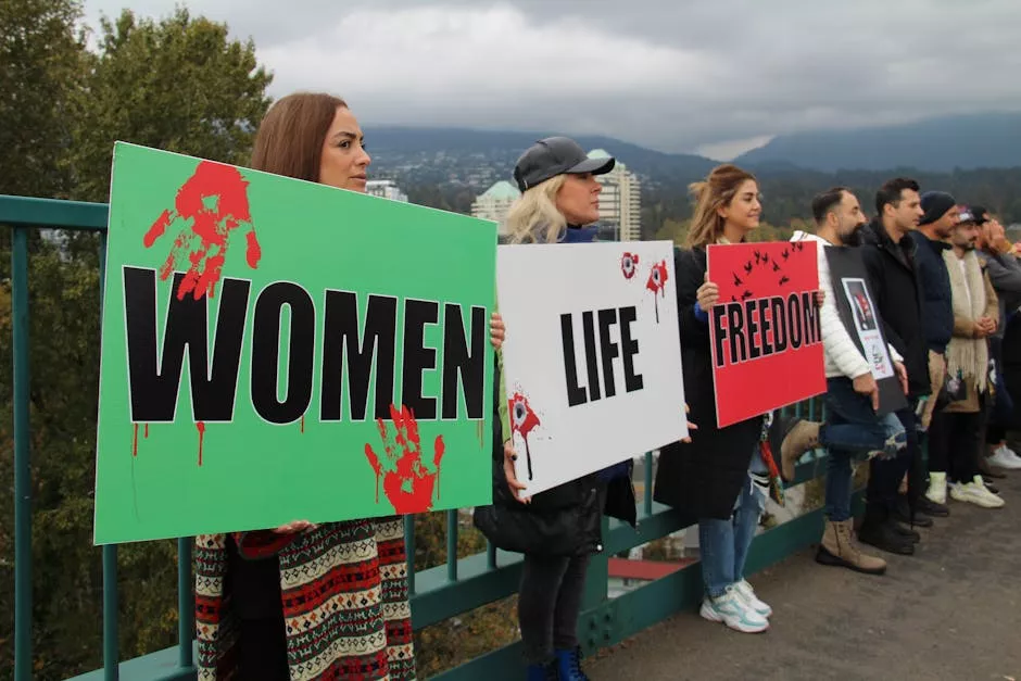 Pakistan Caught in Escalating US-Iran Conflict Amid Energy Crisis