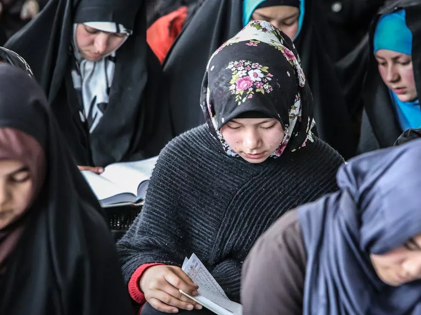 US Supports Pakistan's Defense Amid Rising Tensions with Afghanistan