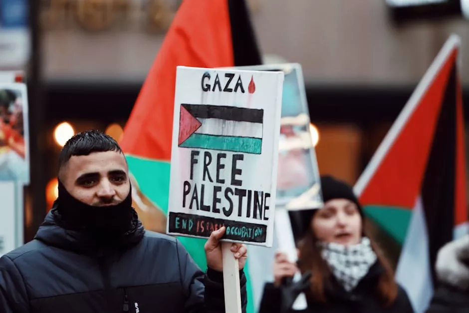 Israeli-Hamas Tensions Flare Amid Stalled Disarmament Talks